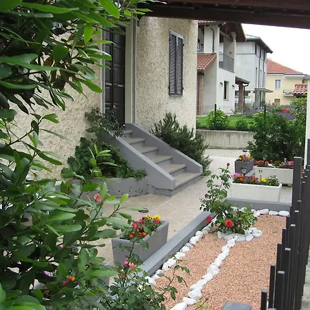 Casa Bruno 3* 몬도비